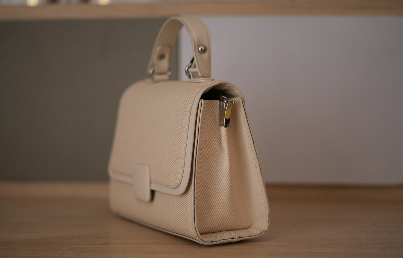 Ecru Luxe Envelope Bag – Atelier Minimal Collection