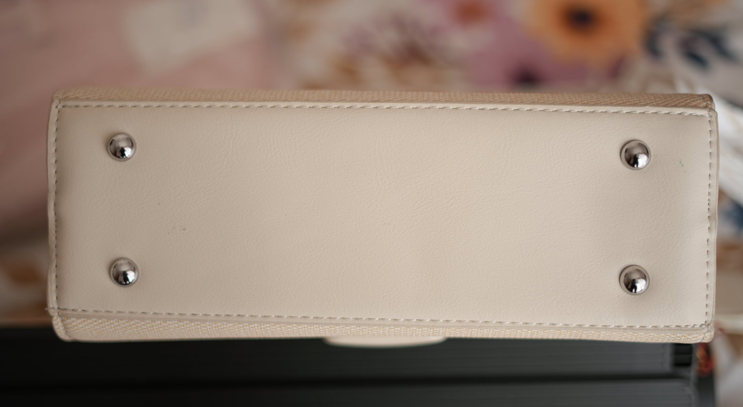 Ecru Luxe Envelope Bag – Atelier Minimal Collection