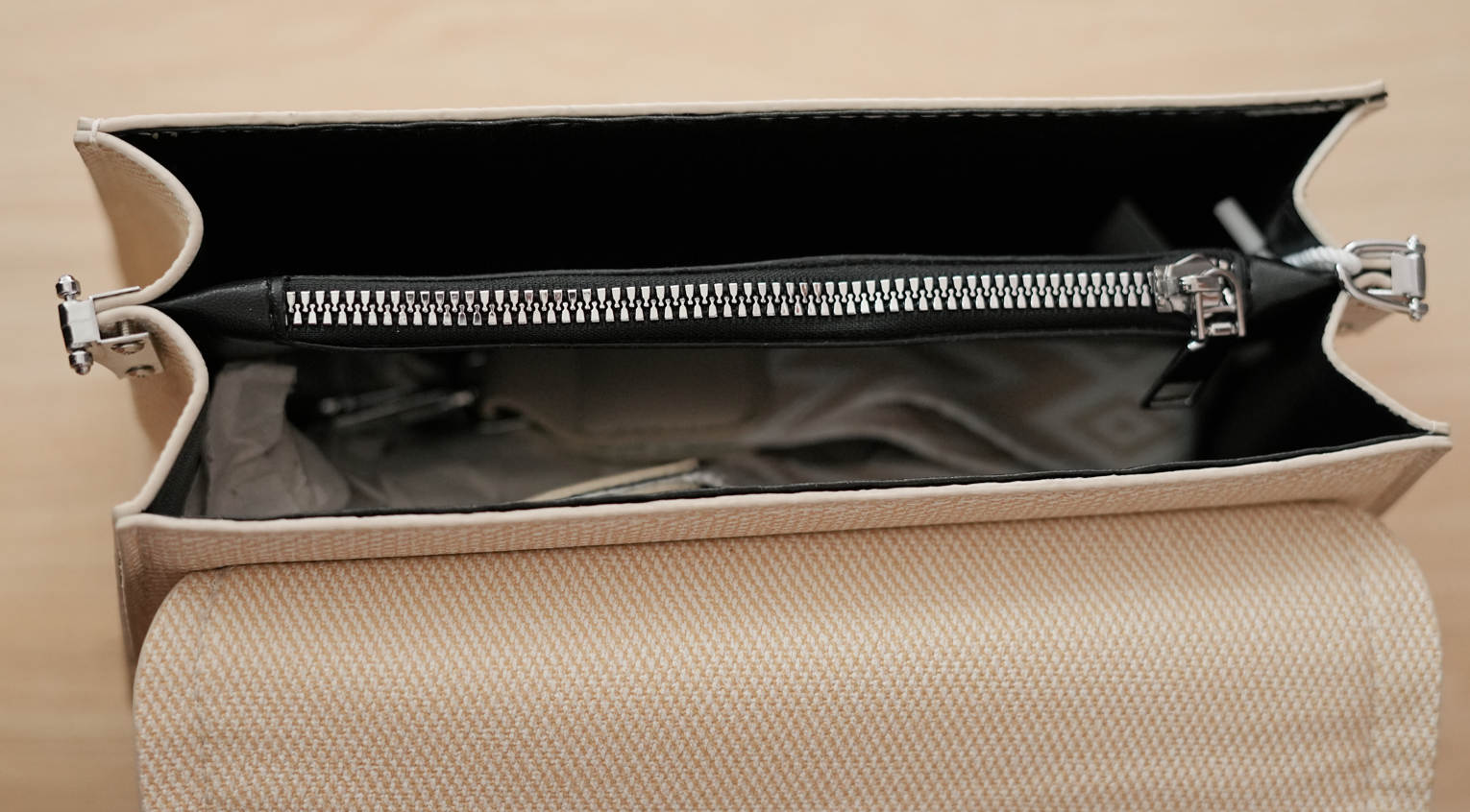 Ecru Luxe Envelope Bag – Atelier Minimal Collection