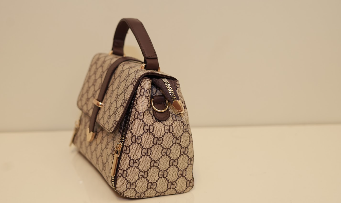 Heritage Monogram Luxe Tote – Goldline Edition