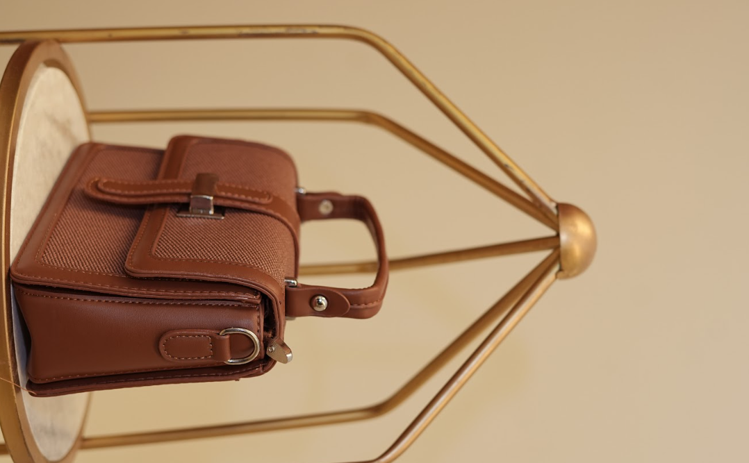 Sculpted Elegance Buckle Satchel – Chestnut Leather Luxe