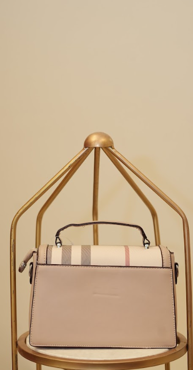 Heritage City Satchel – Classic Check Edition