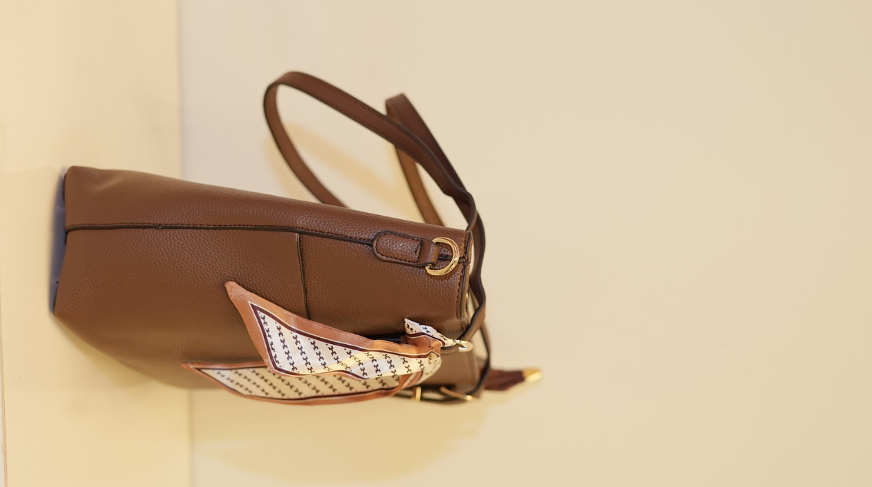 Madison Elite City Tote – Luxe Caramel Leather Edition